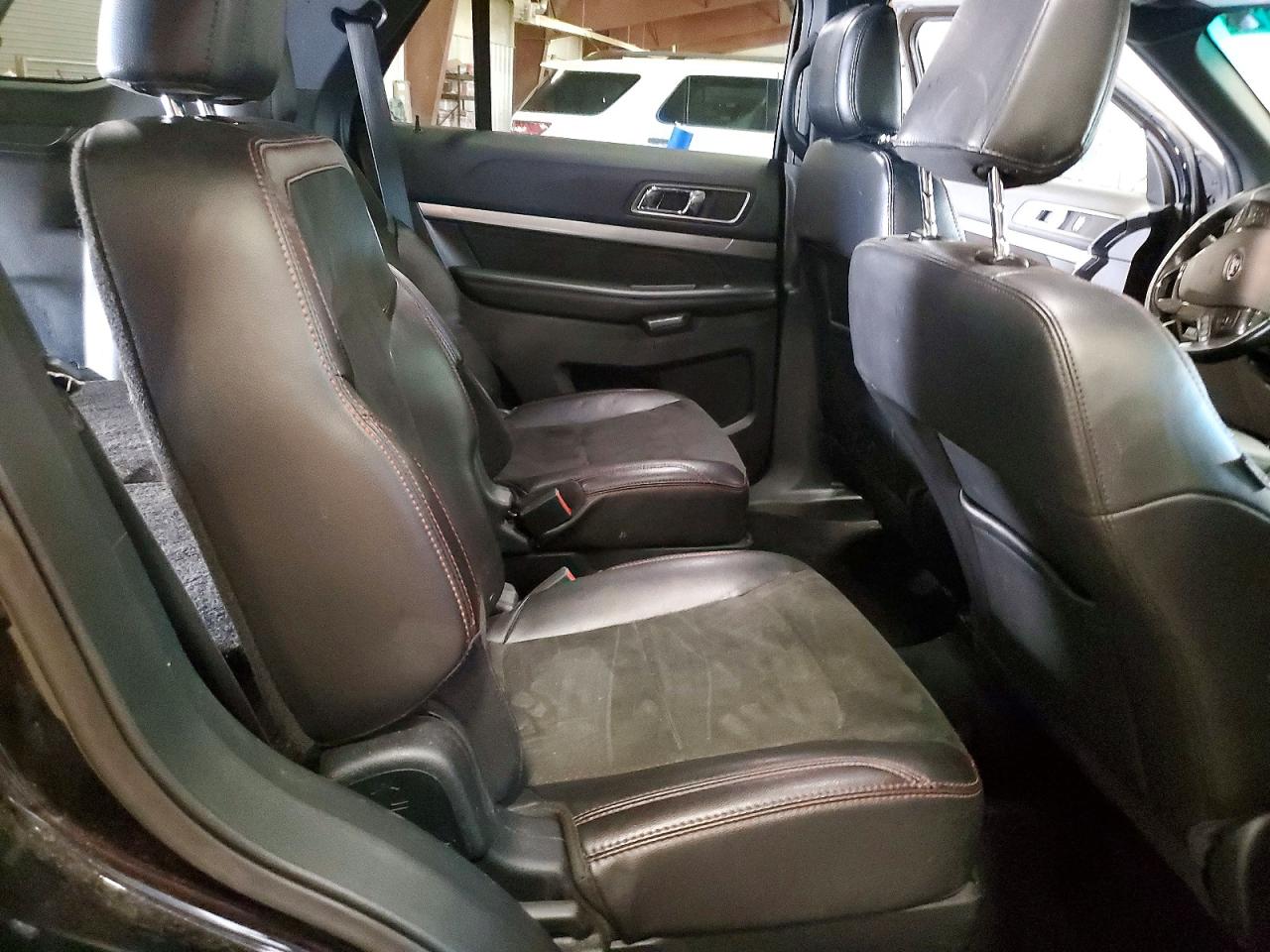 2018 FORD EXPLORER XLT photo 21