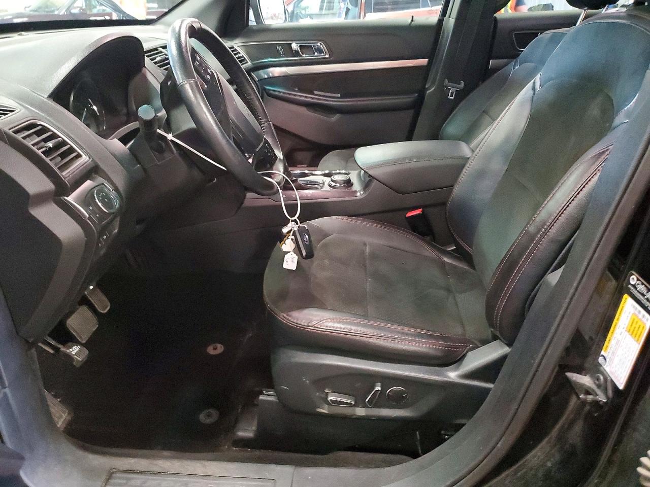 2018 FORD EXPLORER XLT photo 13