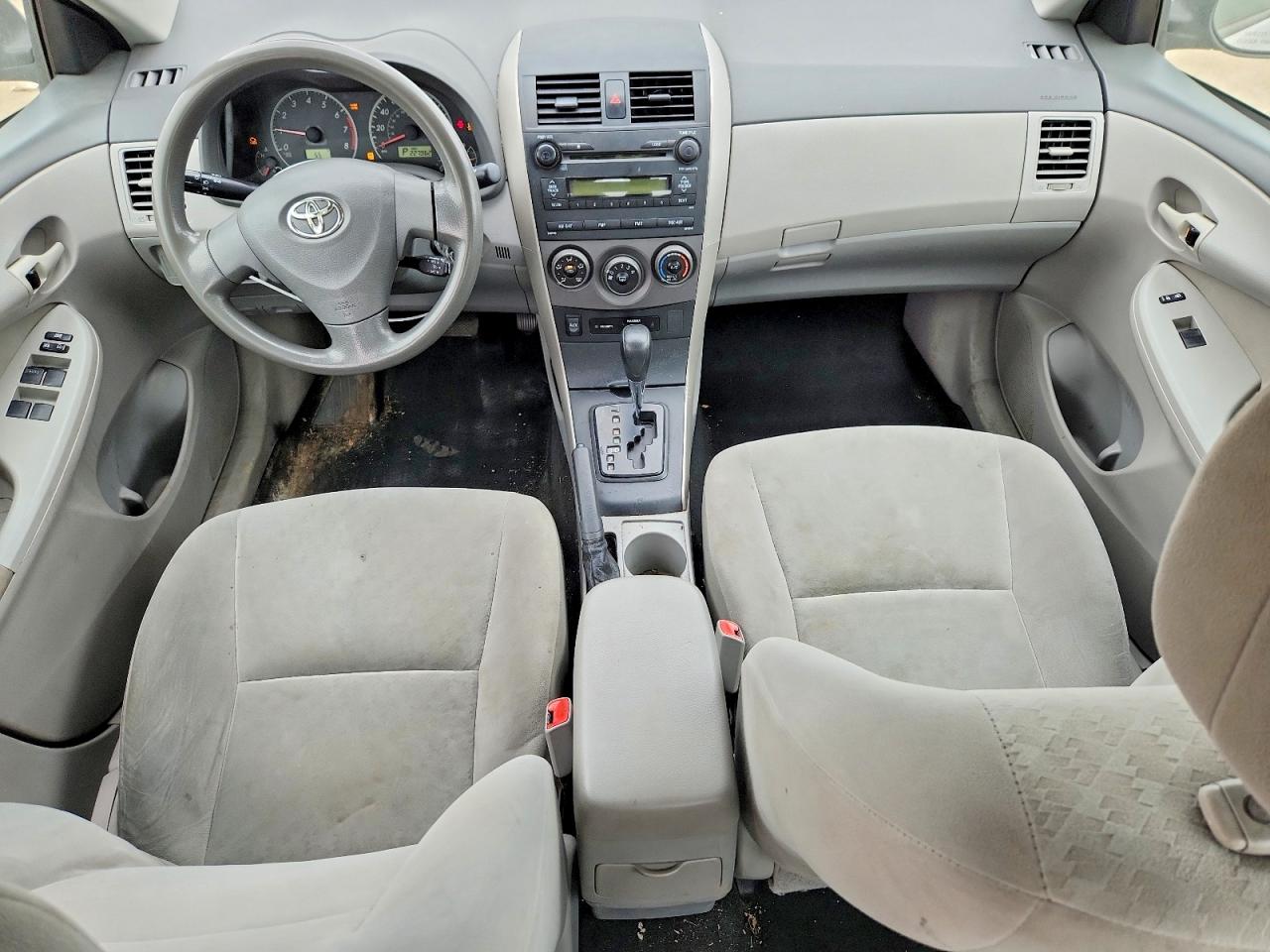 2009 TOYOTA COROLLA LE photo 15