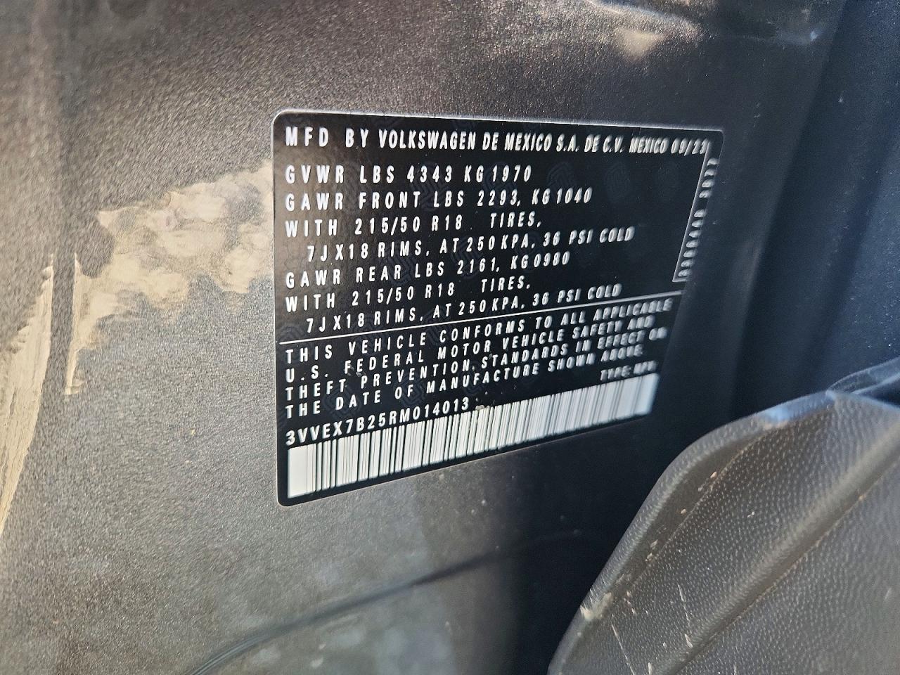 2024 VOLKSWAGEN TAOS SE photo 34