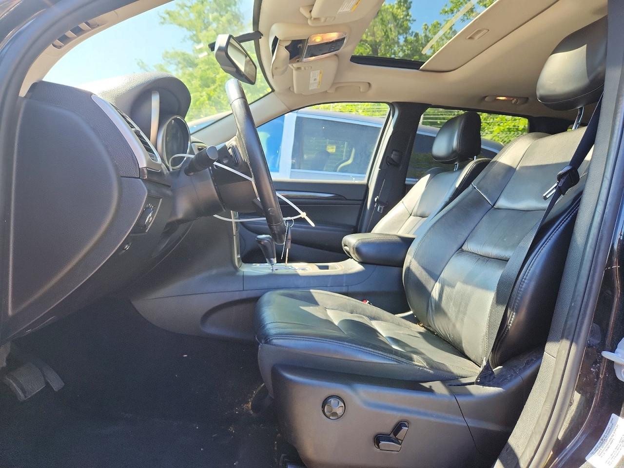 2012 JEEP GRAND CHEROKEE LAREDO photo 19