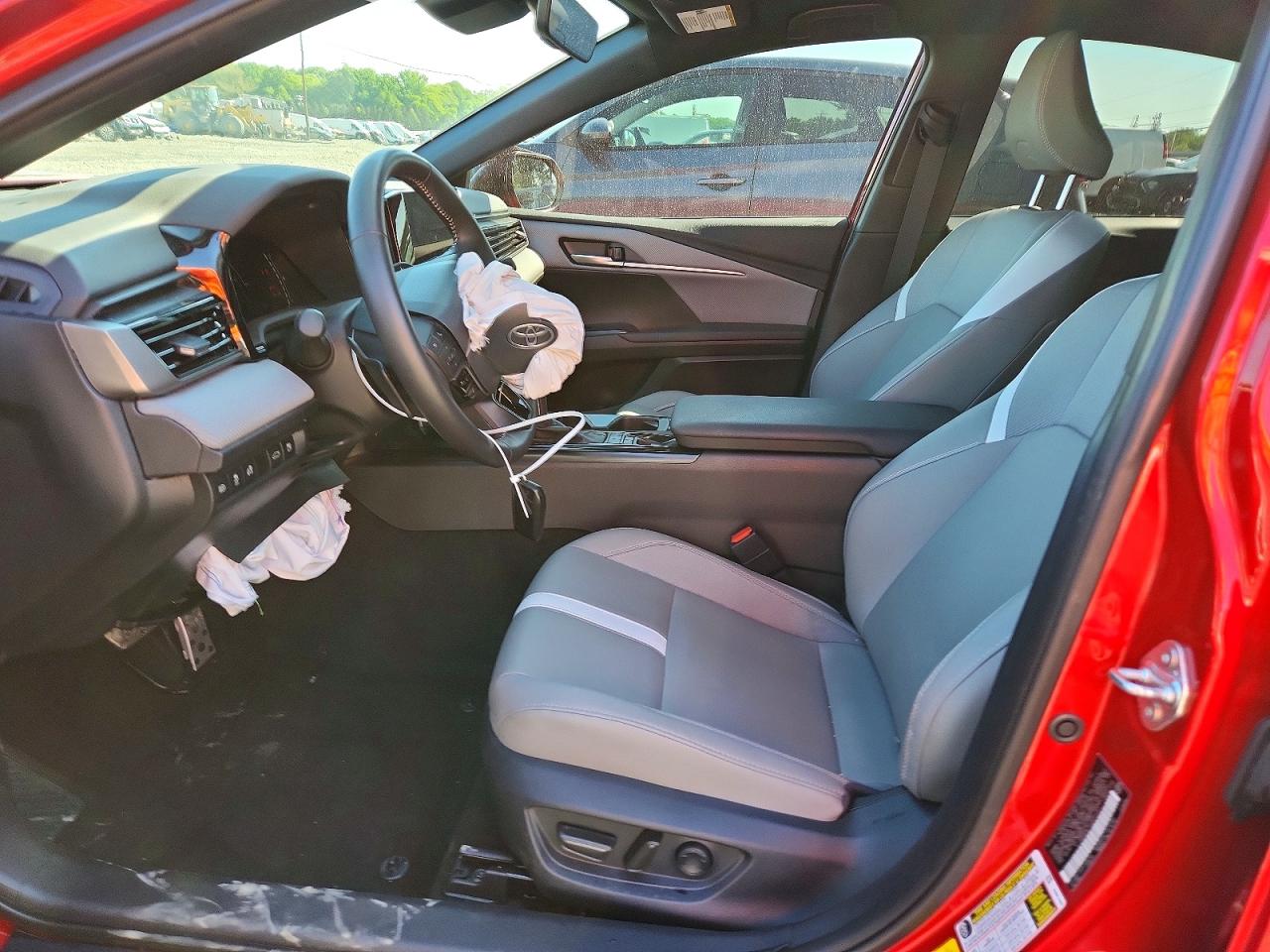 2025 TOYOTA CAMRY SE photo 7