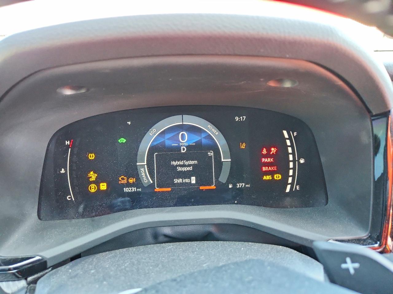 2025 TOYOTA CAMRY SE photo 9