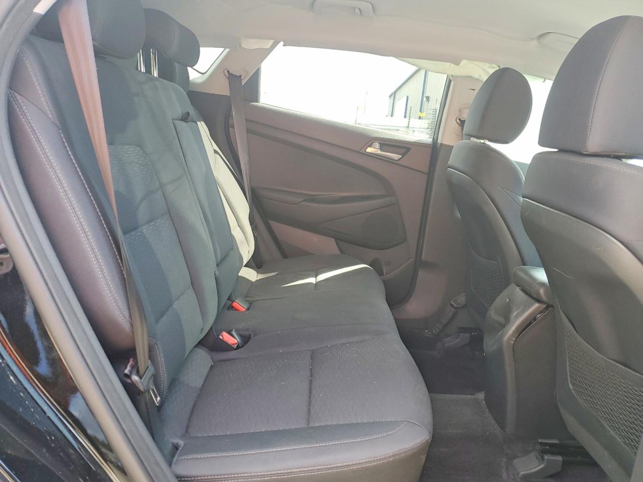 2020 HYUNDAI TUCSON VALUE photo 31