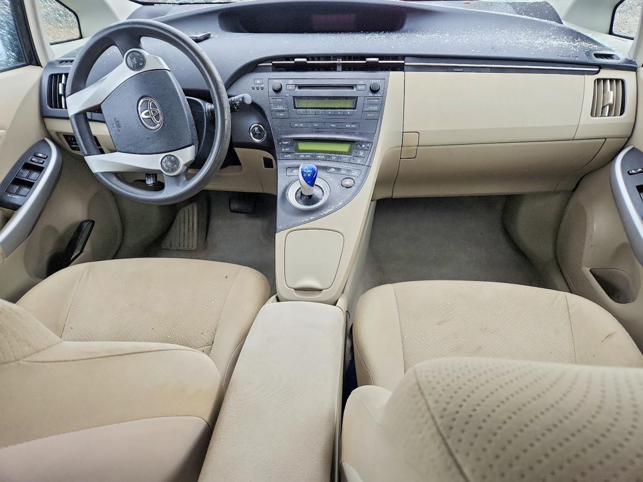 2011 TOYOTA PRIUS TWO photo 22