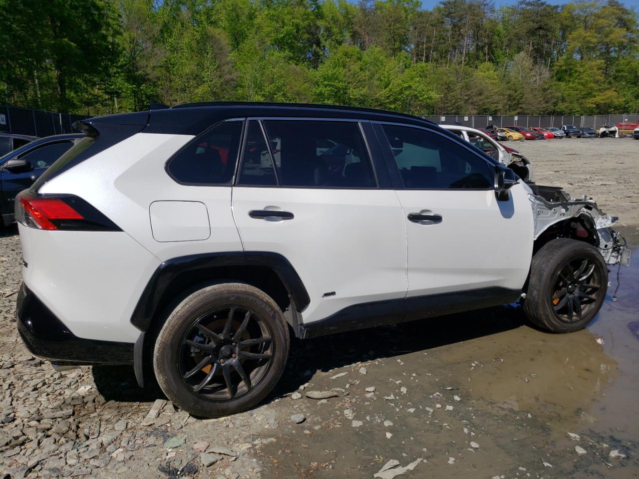 2023 TOYOTA RAV4 PRIME XSE photo 3