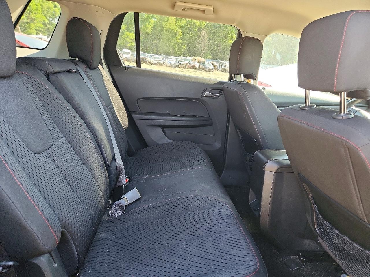 2015 GMC TERRAIN SLE photo 11