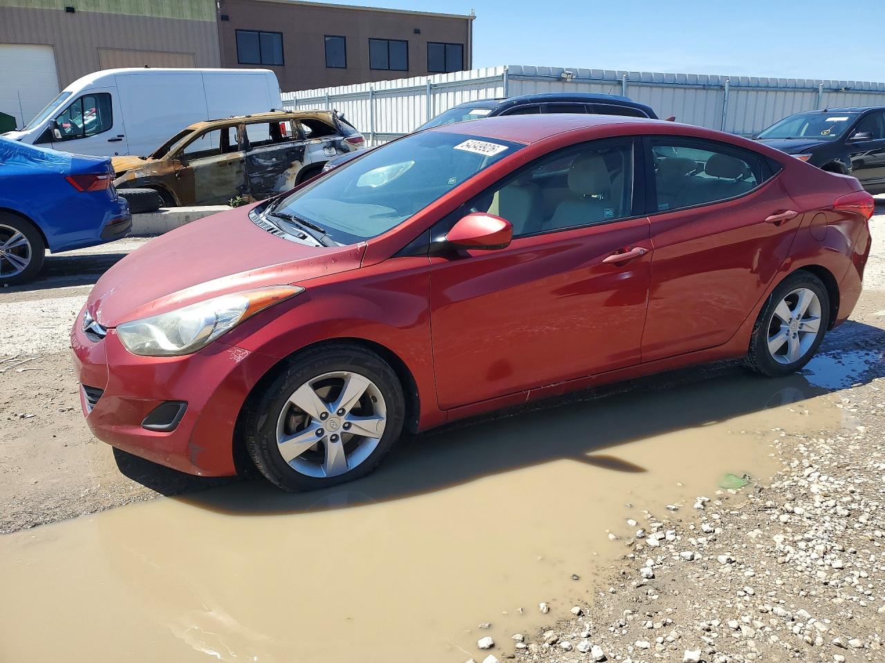 2013 HYUNDAI ELANTRA