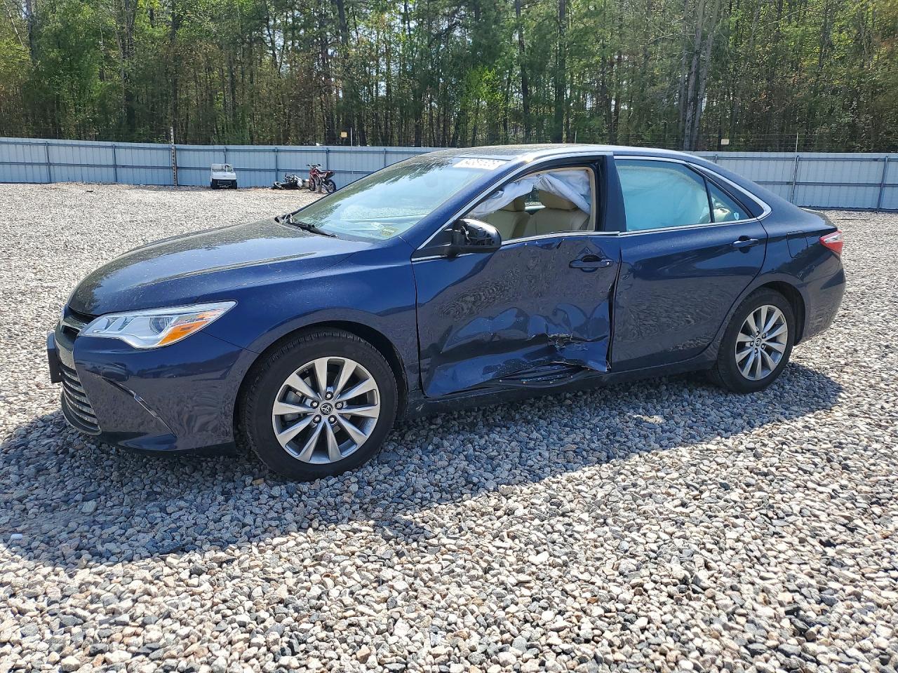 2015 TOYOTA CAMRY