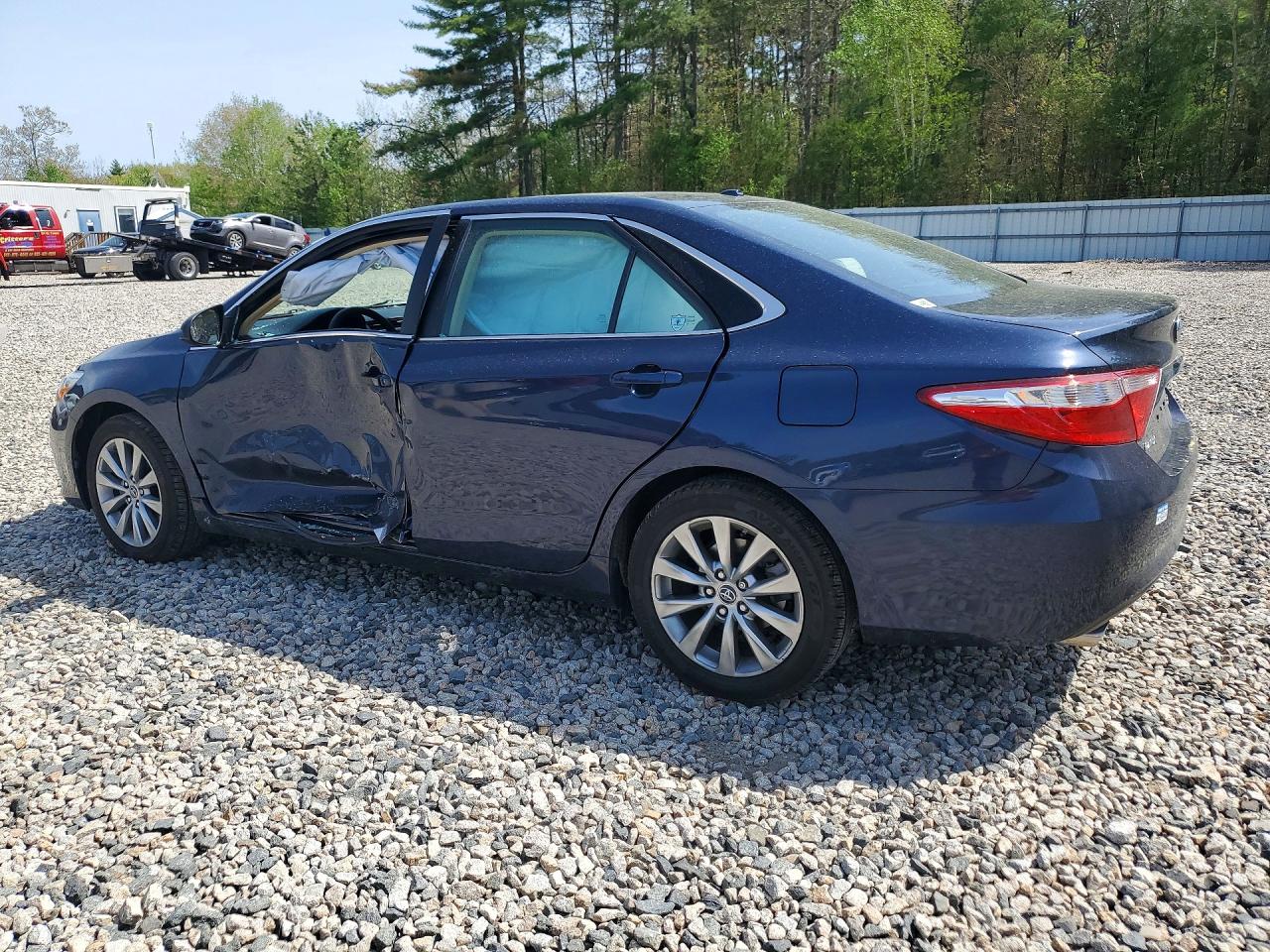 2015 TOYOTA CAMRY XLE V6 photo 3