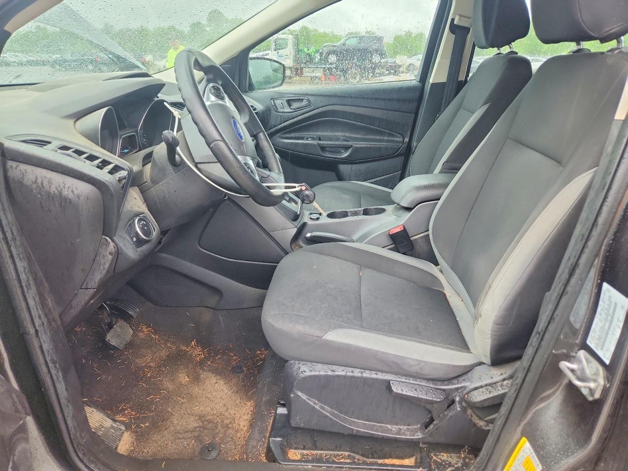 2016 FORD ESCAPE S photo 13