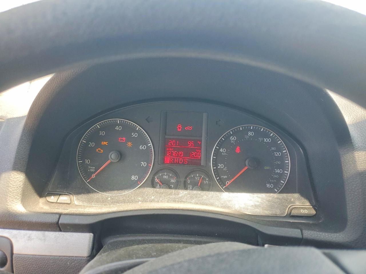 2008 VOLKSWAGEN JETTA S photo 25