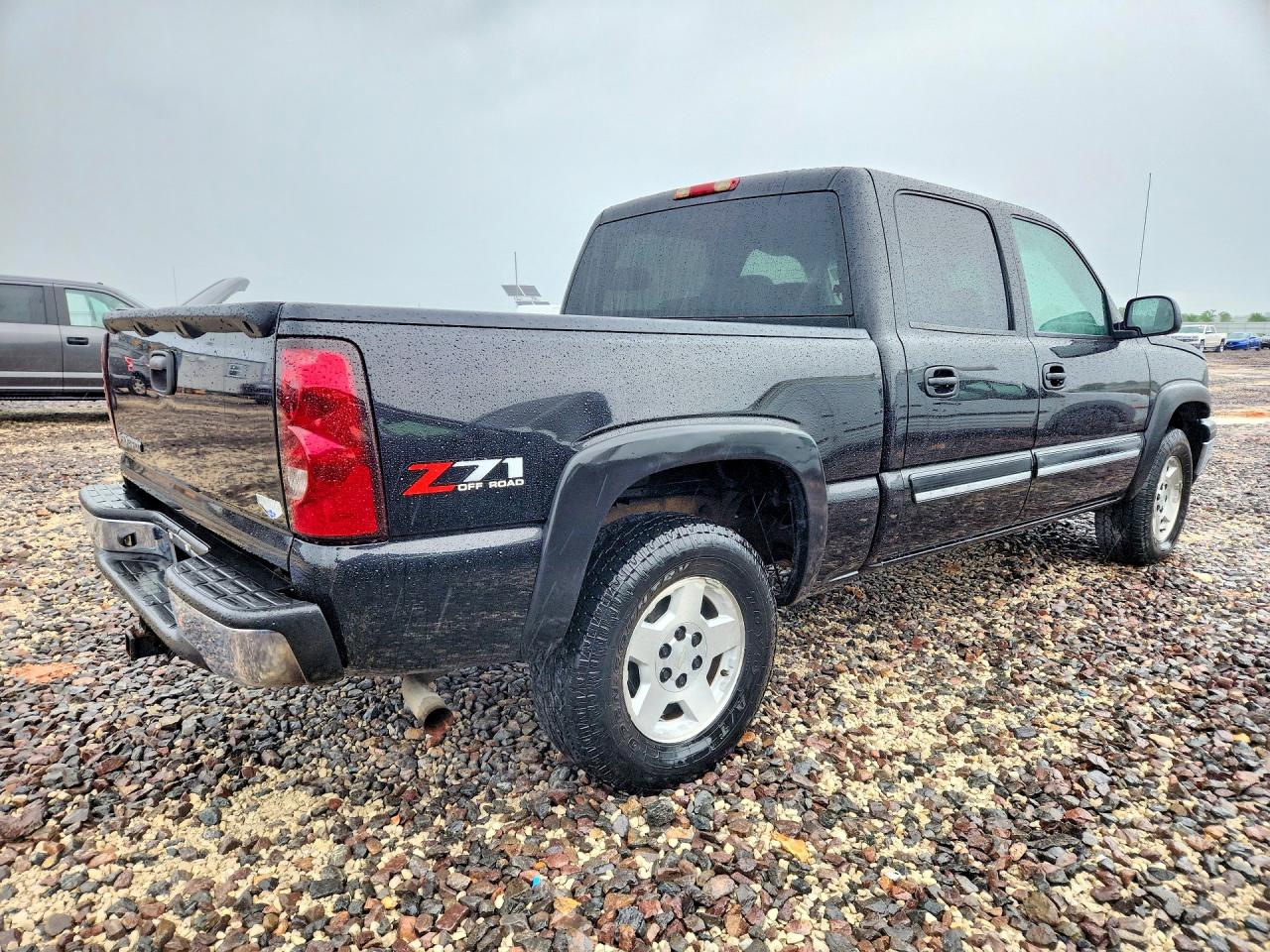2006 CHEVROLET SILVERADO K1500 photo 3