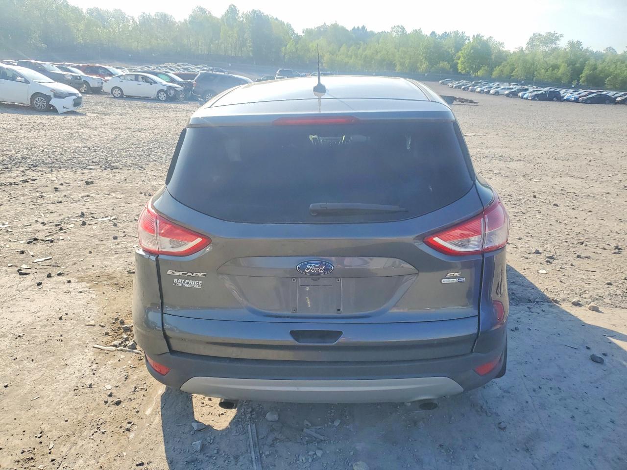 2016 FORD ESCAPE SE photo 11