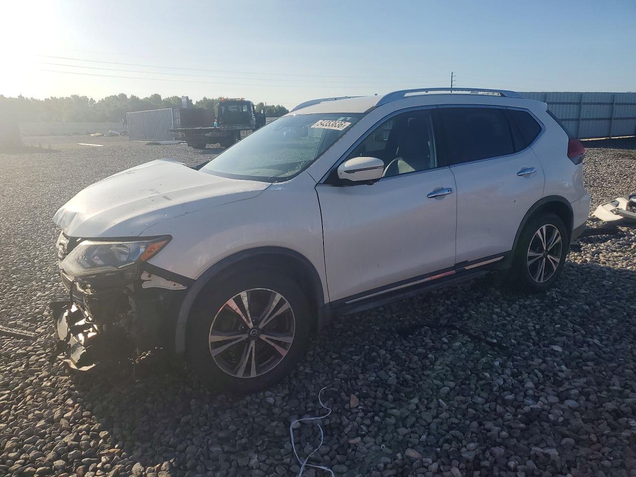 2017 NISSAN ROGUE