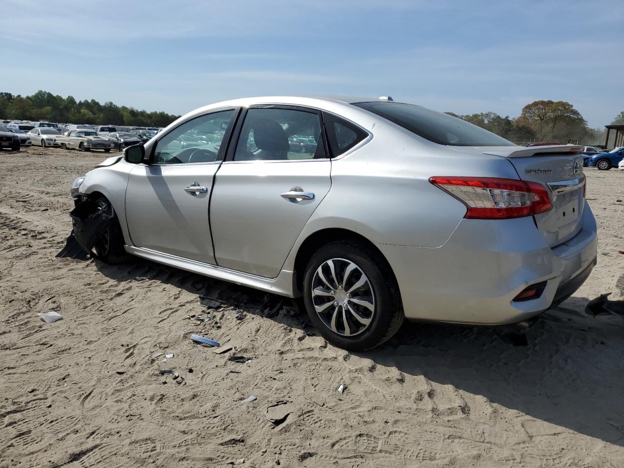 2016 NISSAN SENTRA S photo 3