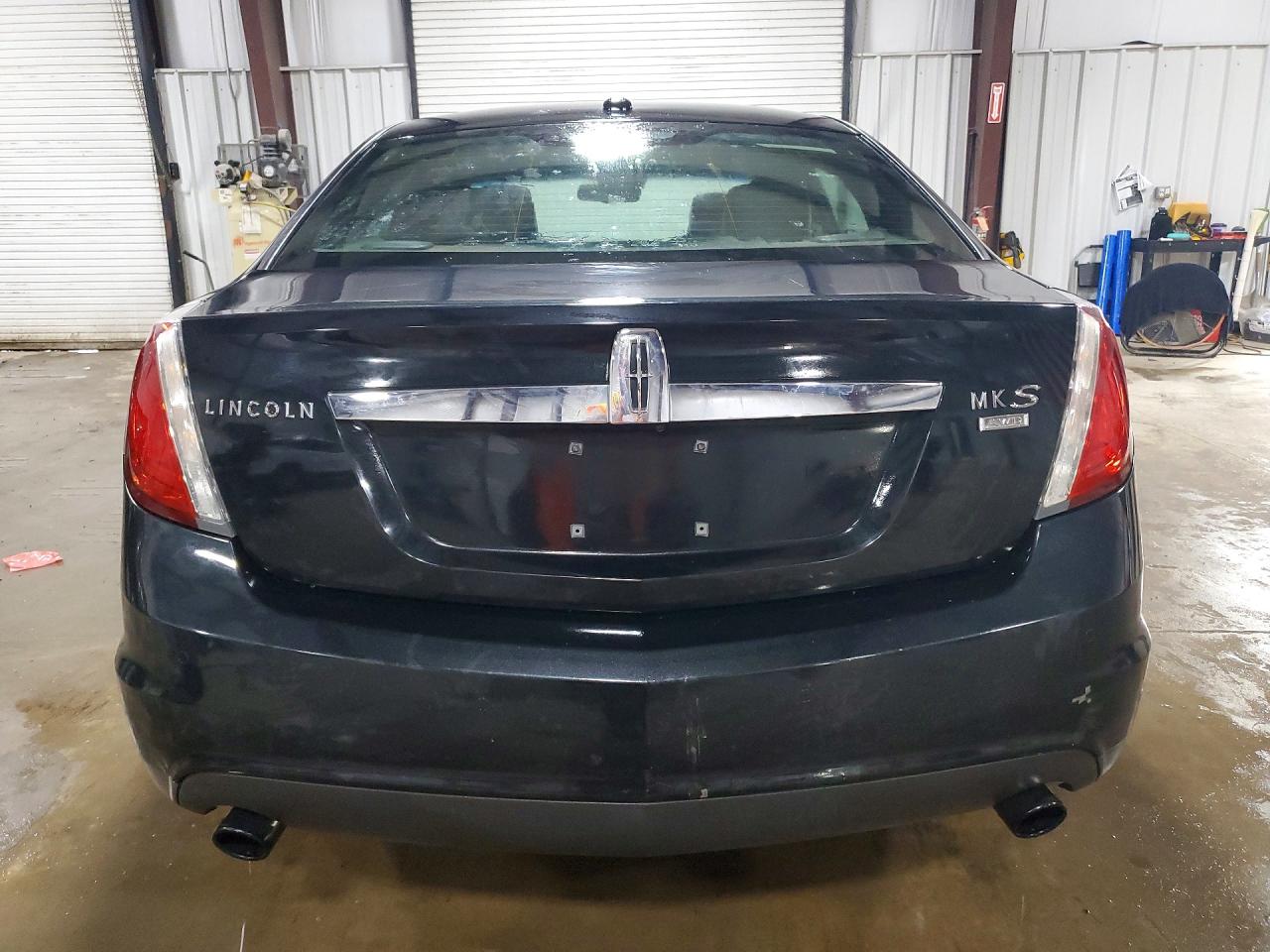 2009 LINCOLN MKS photo 11