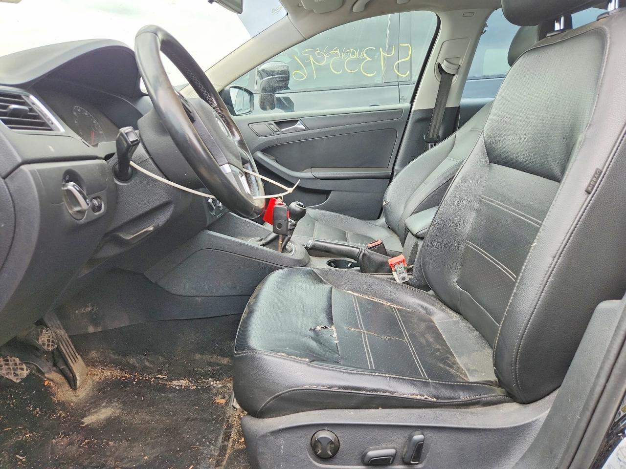 2011 VOLKSWAGEN JETTA SE photo 7