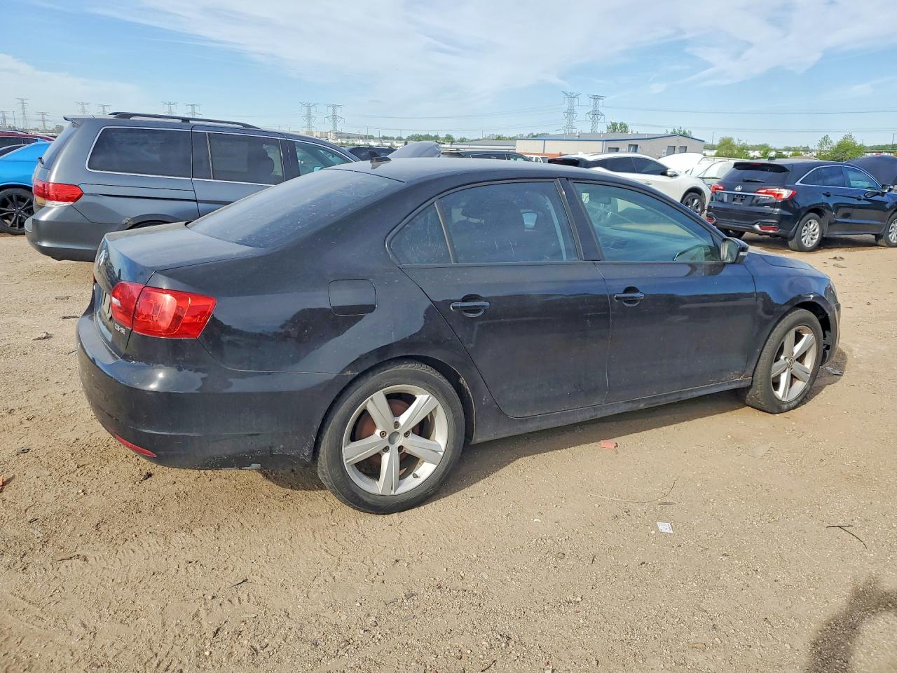 2011 VOLKSWAGEN JETTA SE photo 3