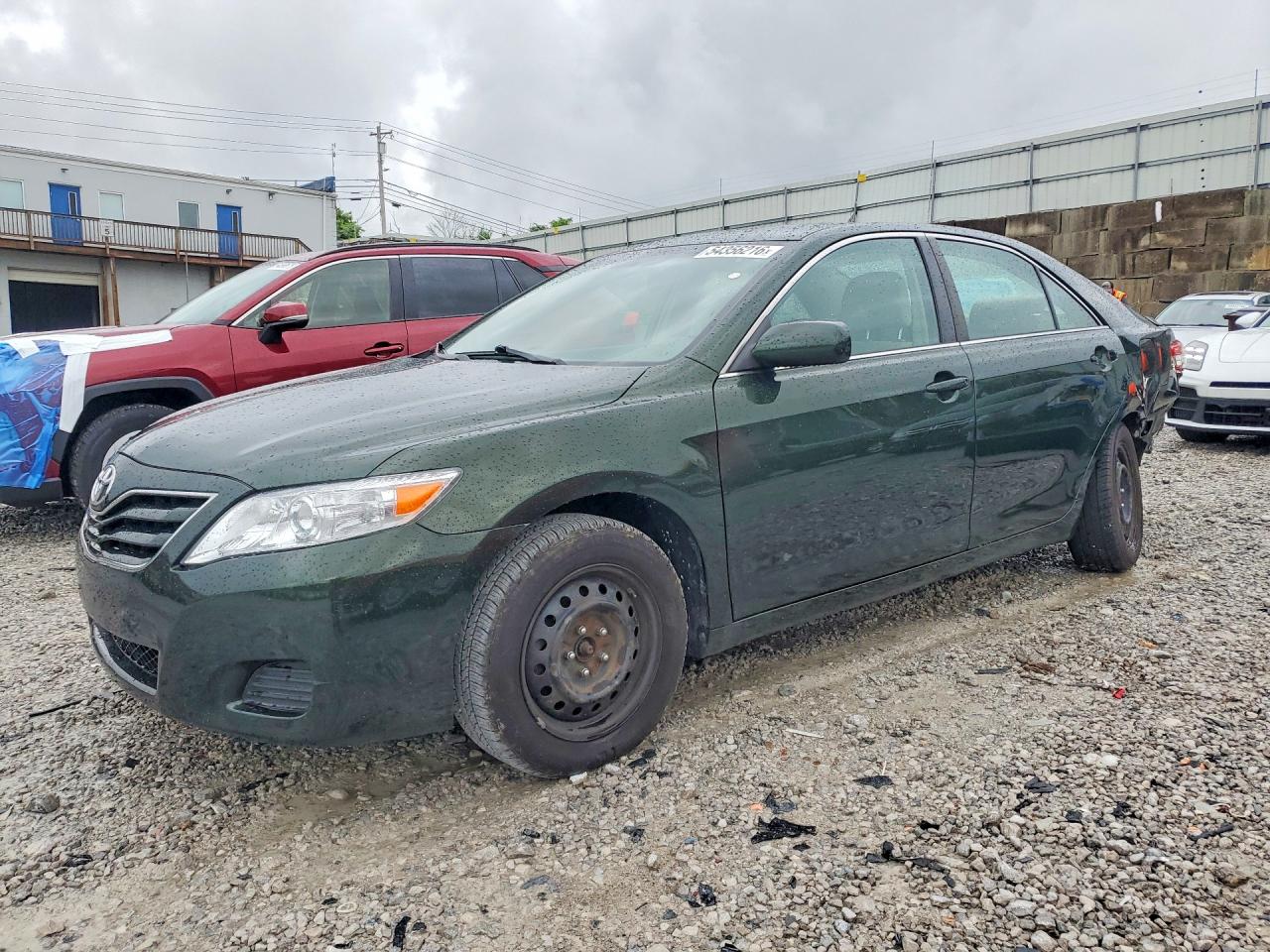2011 TOYOTA CAMRY