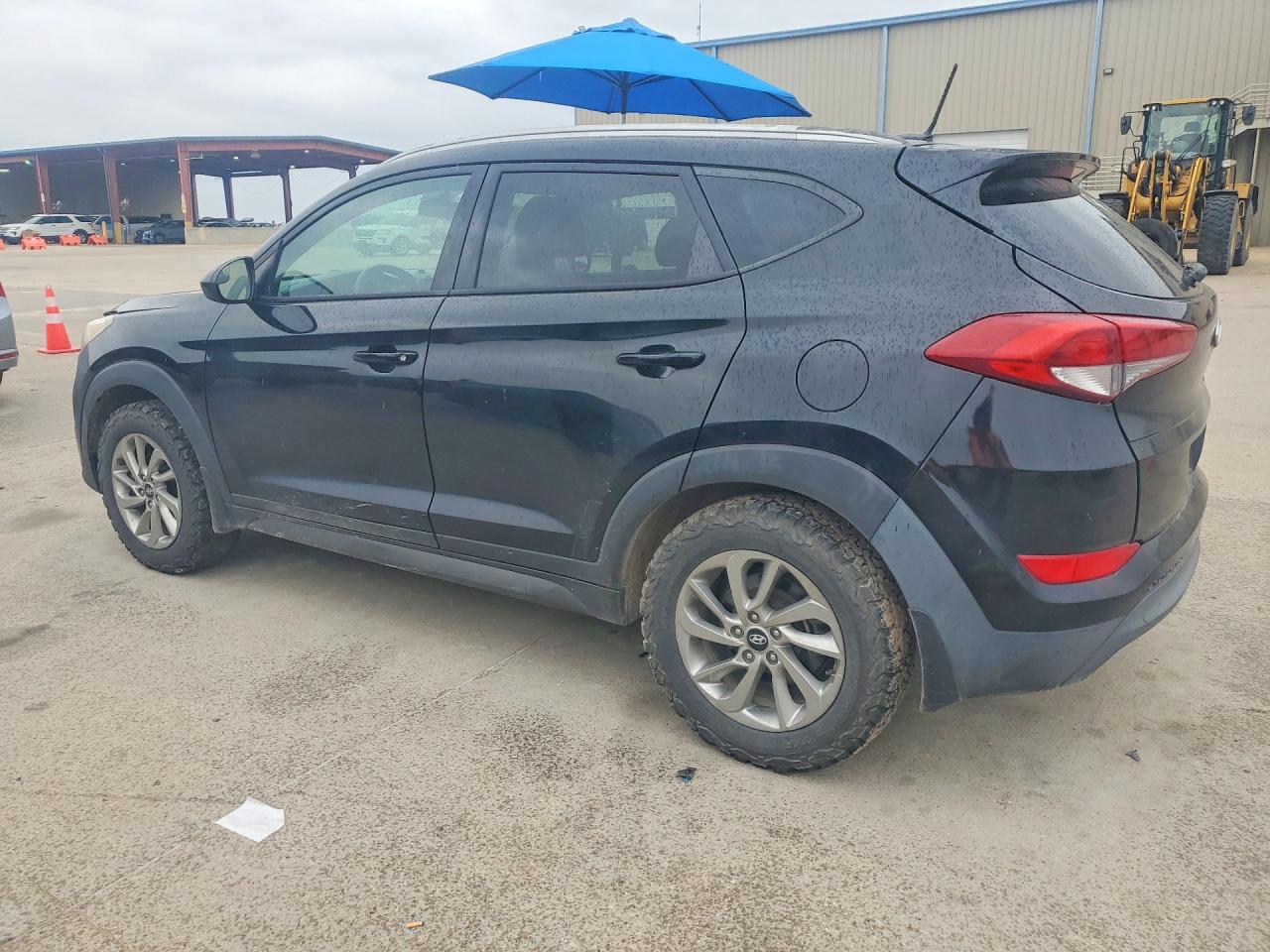 2016 HYUNDAI TUCSON photo 4