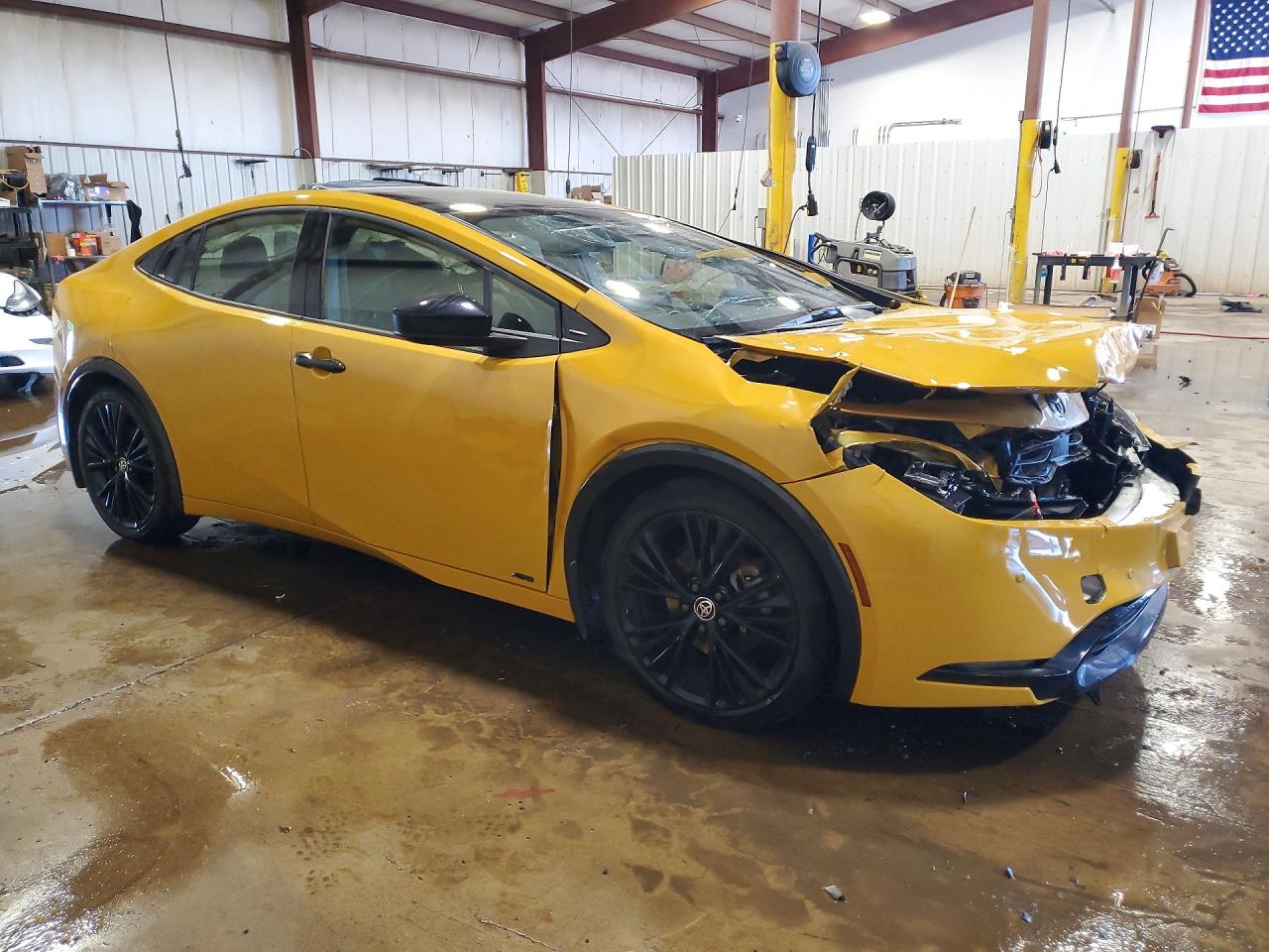 2025 TOYOTA PRIUS NIGHTSHADE photo 4