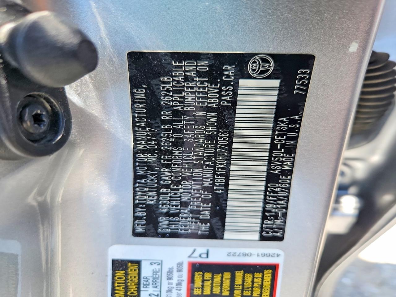 2017 TOYOTA CAMRY LE photo 25