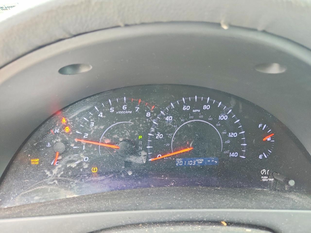 2010 TOYOTA CAMRY LE photo 9