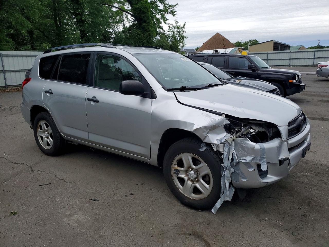 2011 TOYOTA RAV4 BASE photo 7
