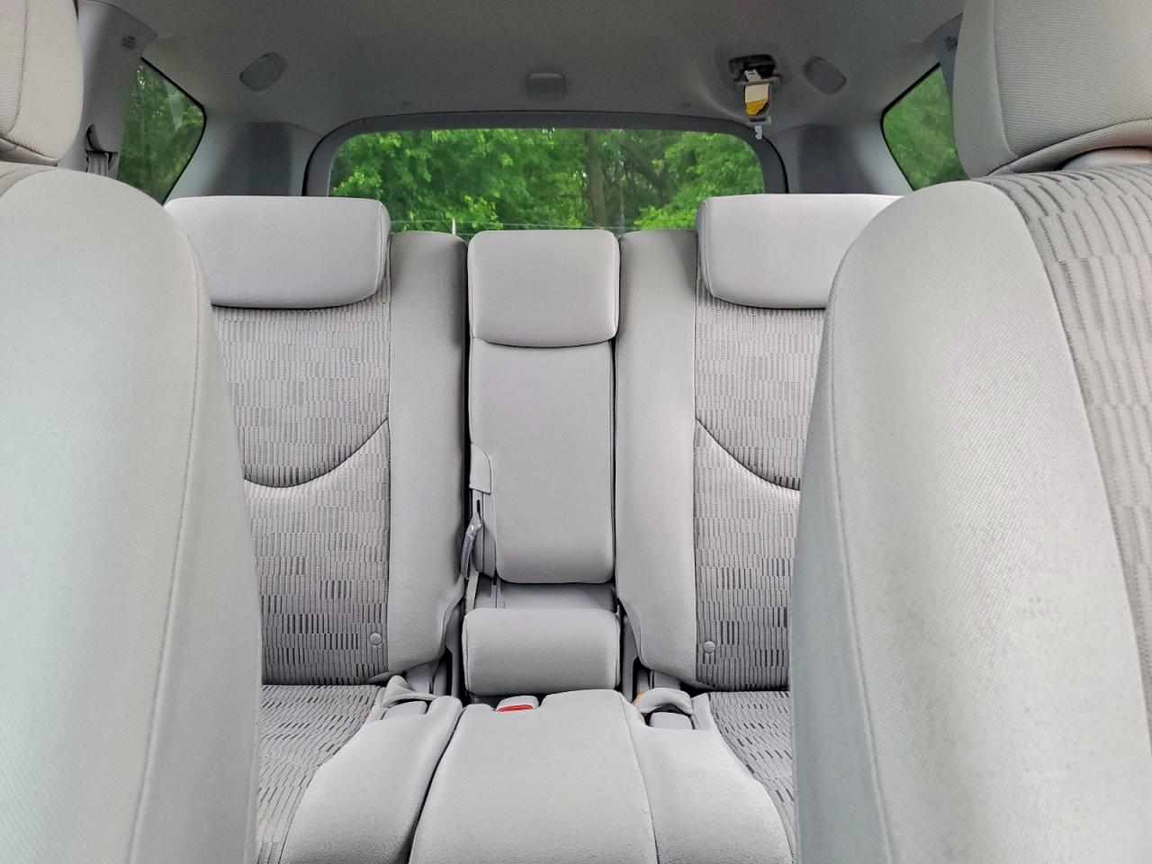 2011 TOYOTA RAV4 BASE photo 19