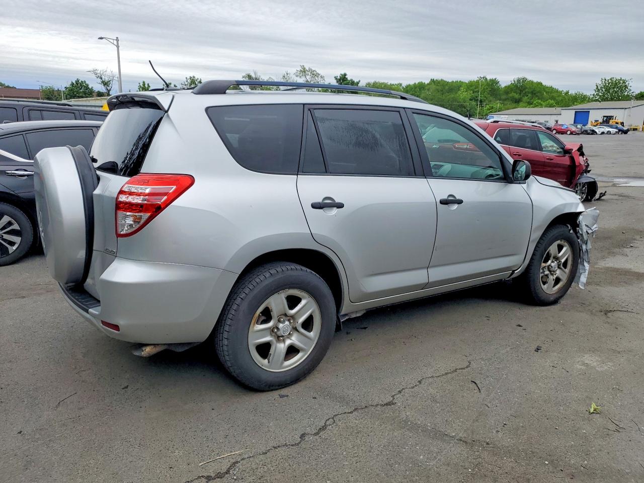 2011 TOYOTA RAV4 BASE photo 5