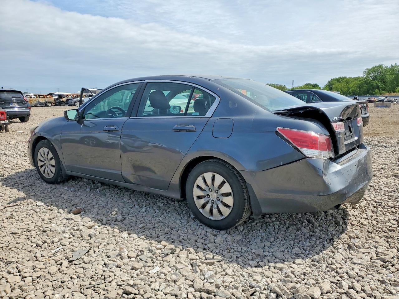 2011 HONDA ACCORD LX photo 2