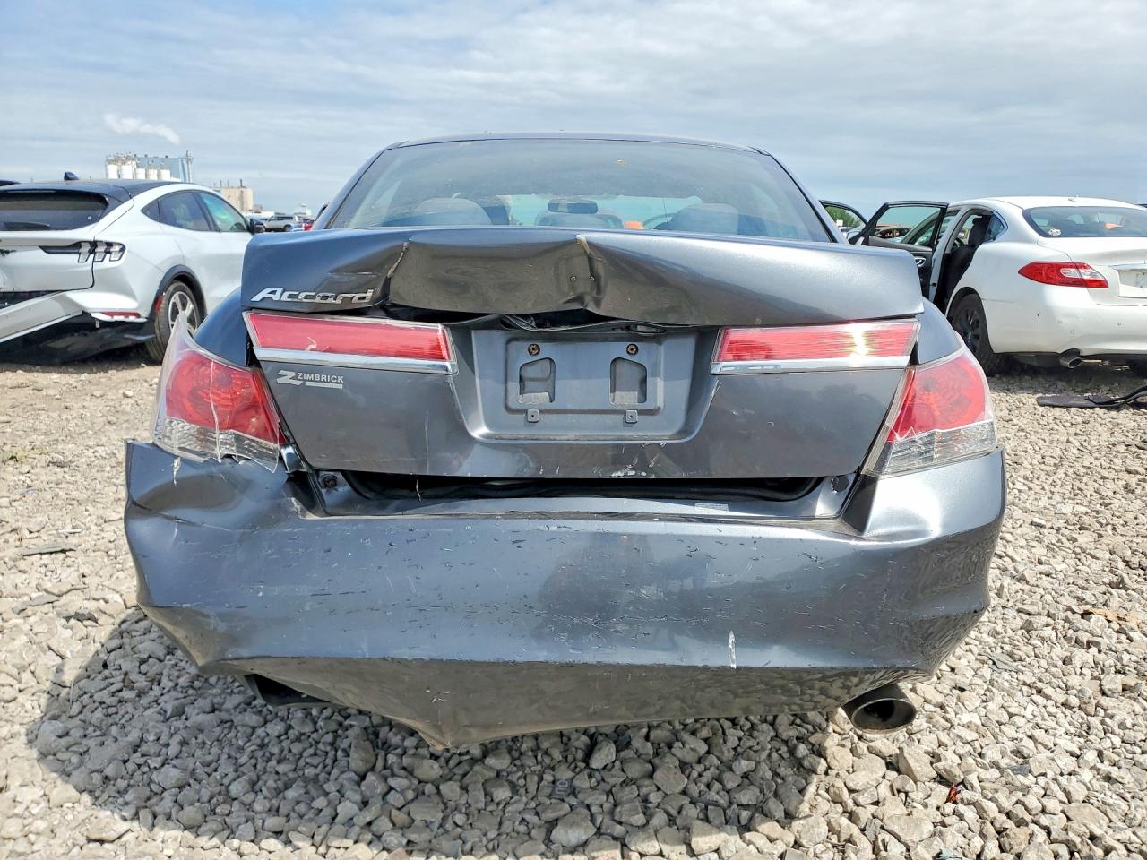 2011 HONDA ACCORD LX photo 6