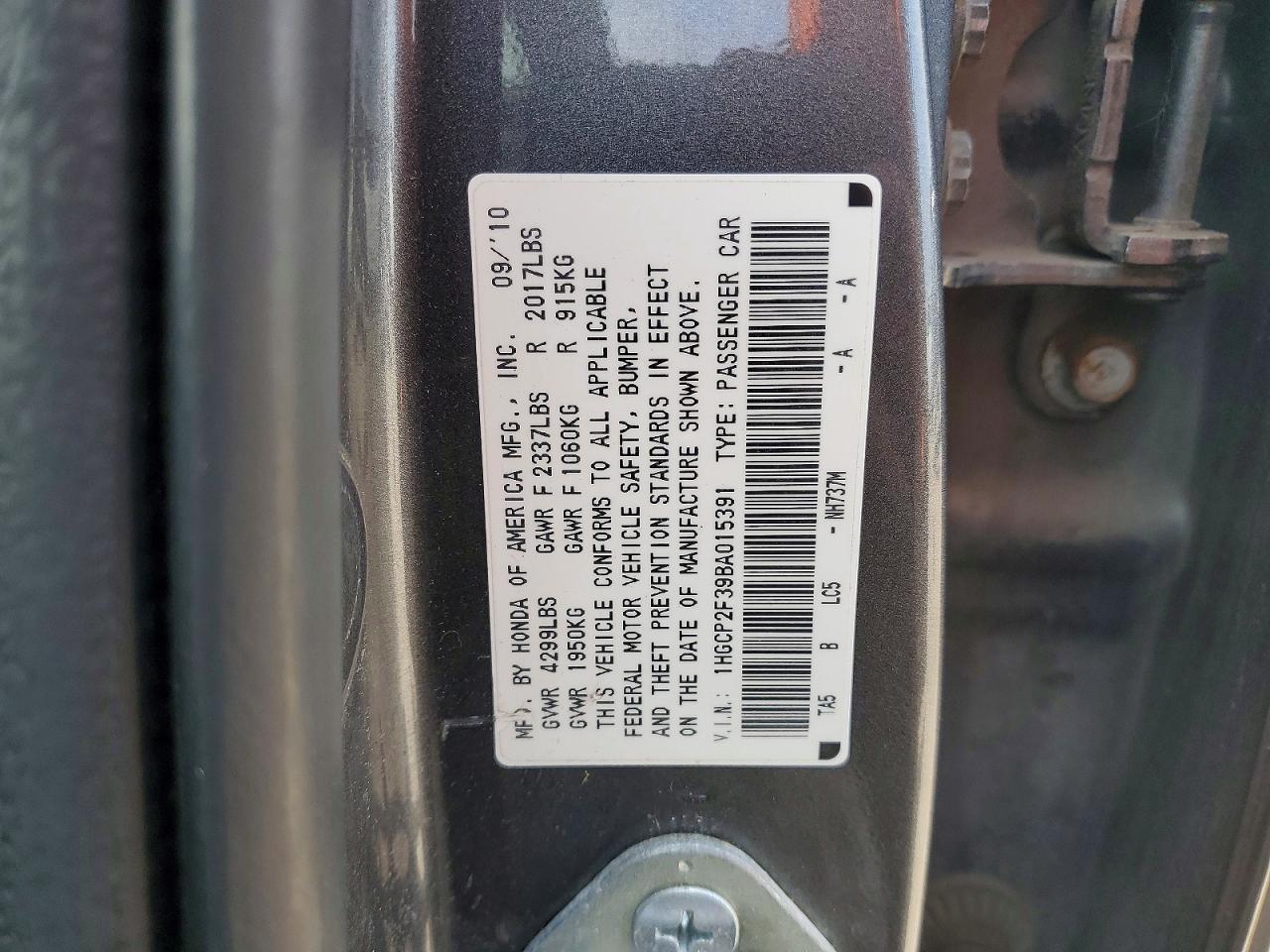 2011 HONDA ACCORD LX photo 12
