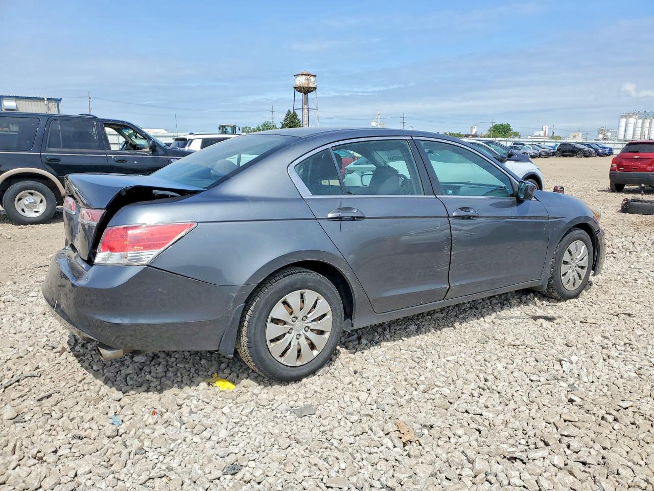 2011 HONDA ACCORD LX photo 3