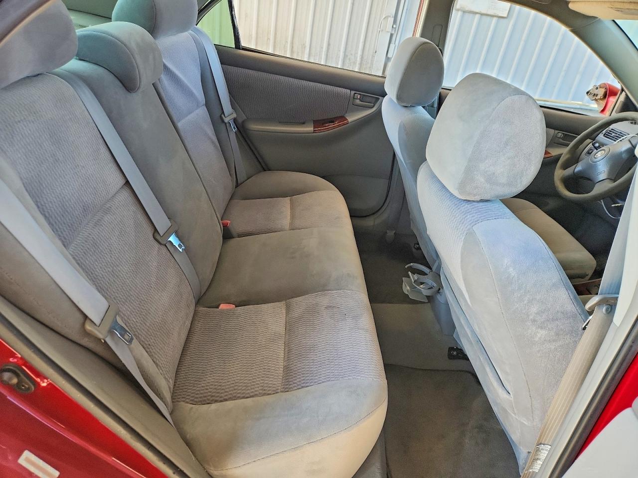 2005 TOYOTA COROLLA LE photo 28