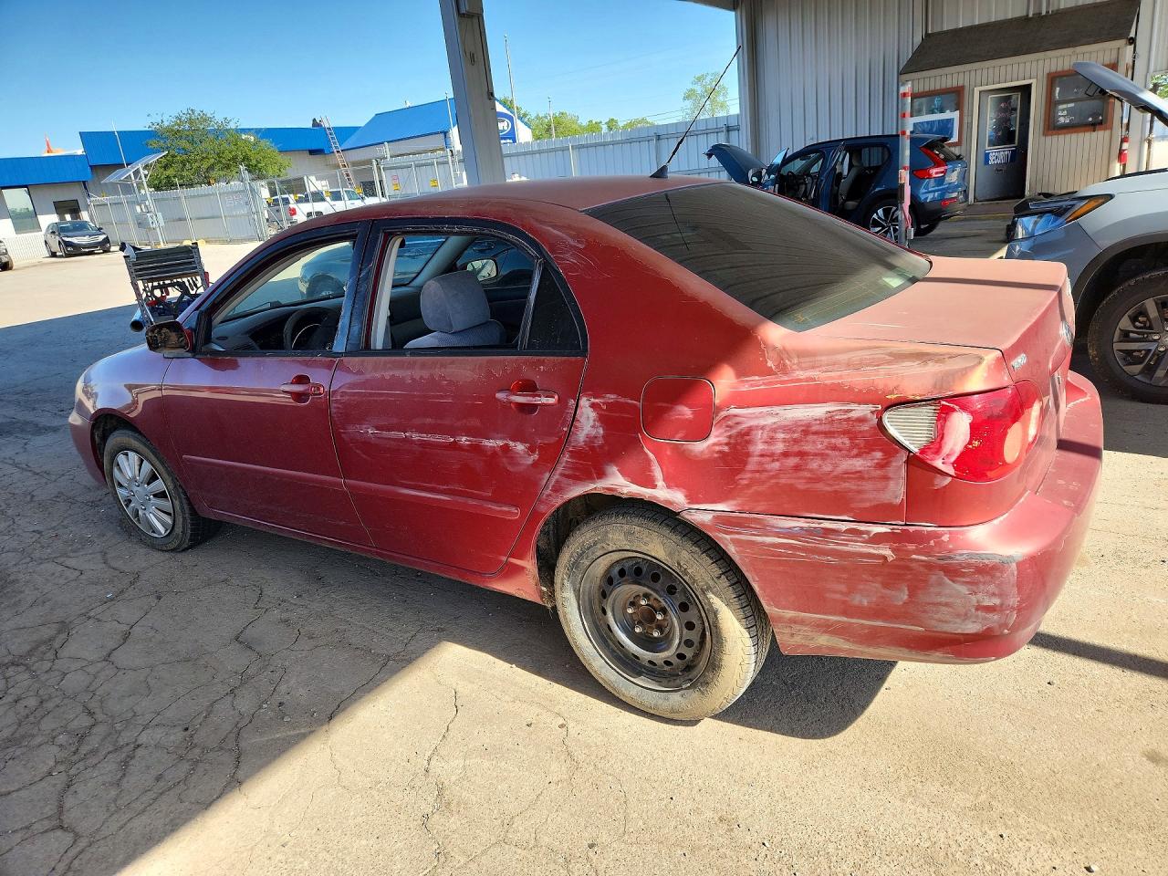 2005 TOYOTA COROLLA LE photo 4