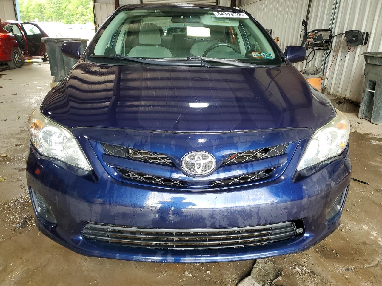 2012 TOYOTA COROLLA LE photo 9