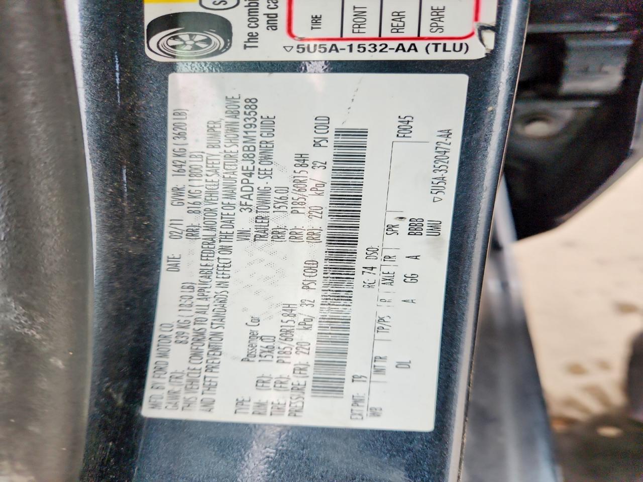 2011 FORD FIESTA SE photo 12