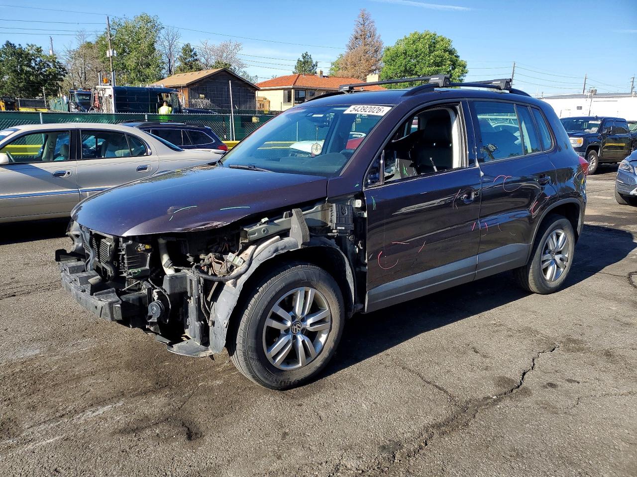 2016 VOLKSWAGEN TIGUAN