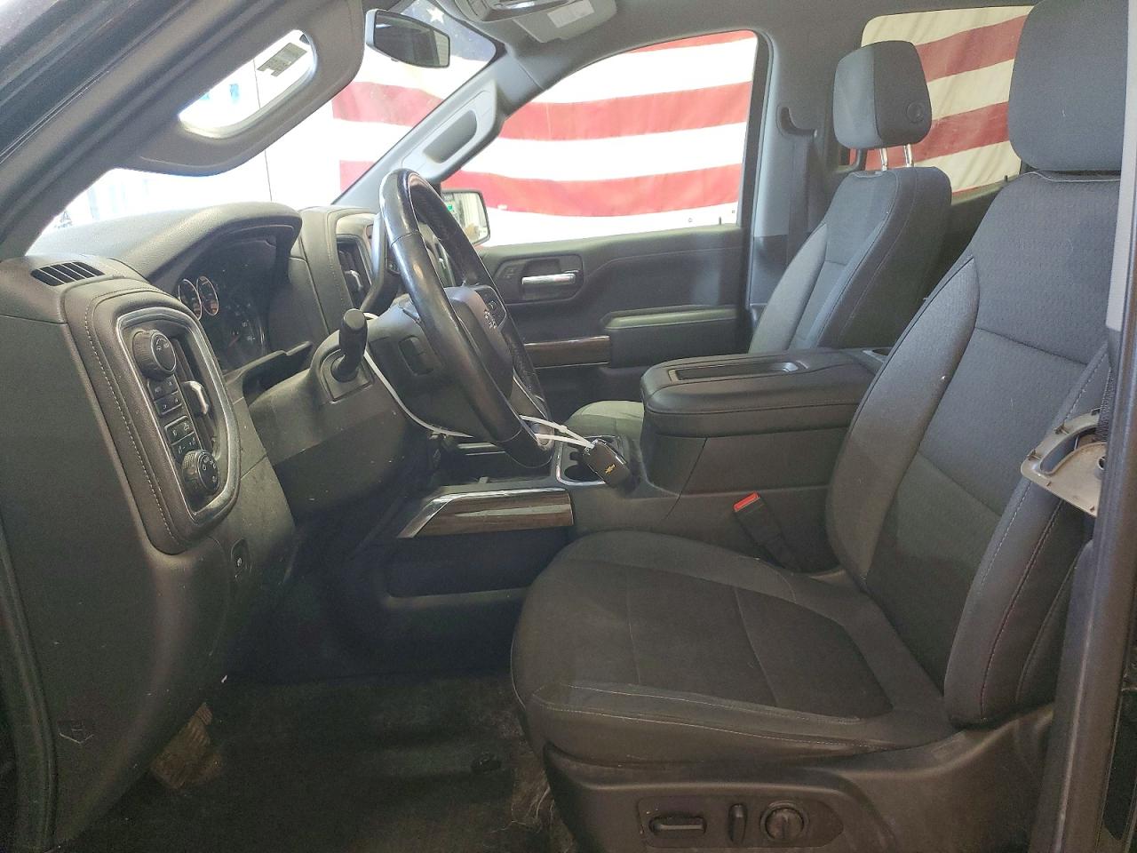 2020 CHEVROLET SILVERADO K1500 RST photo 19