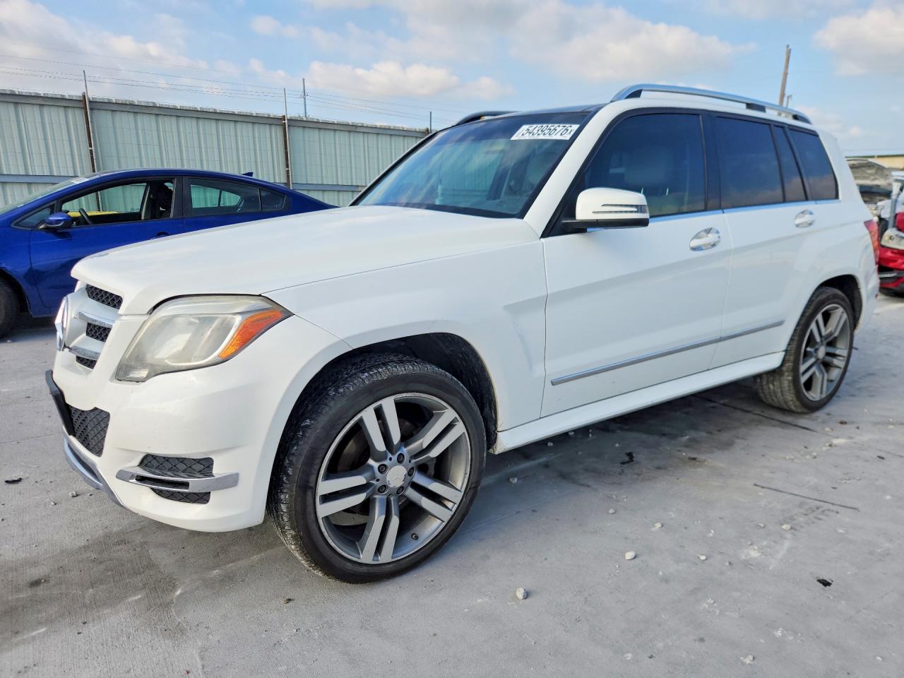 2014 MERCEDES-BENZ GLK