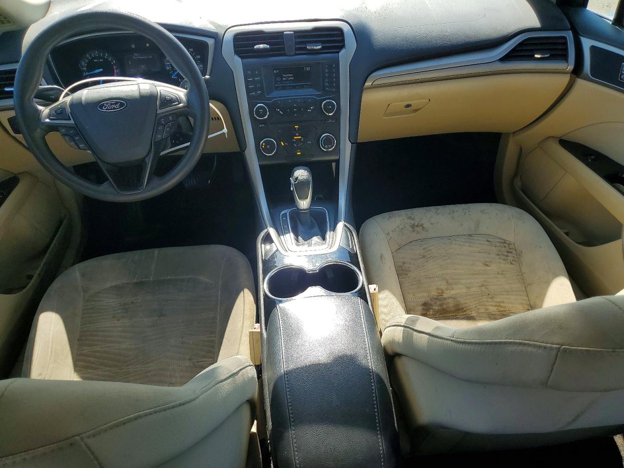 2016 FORD FUSION photo 15
