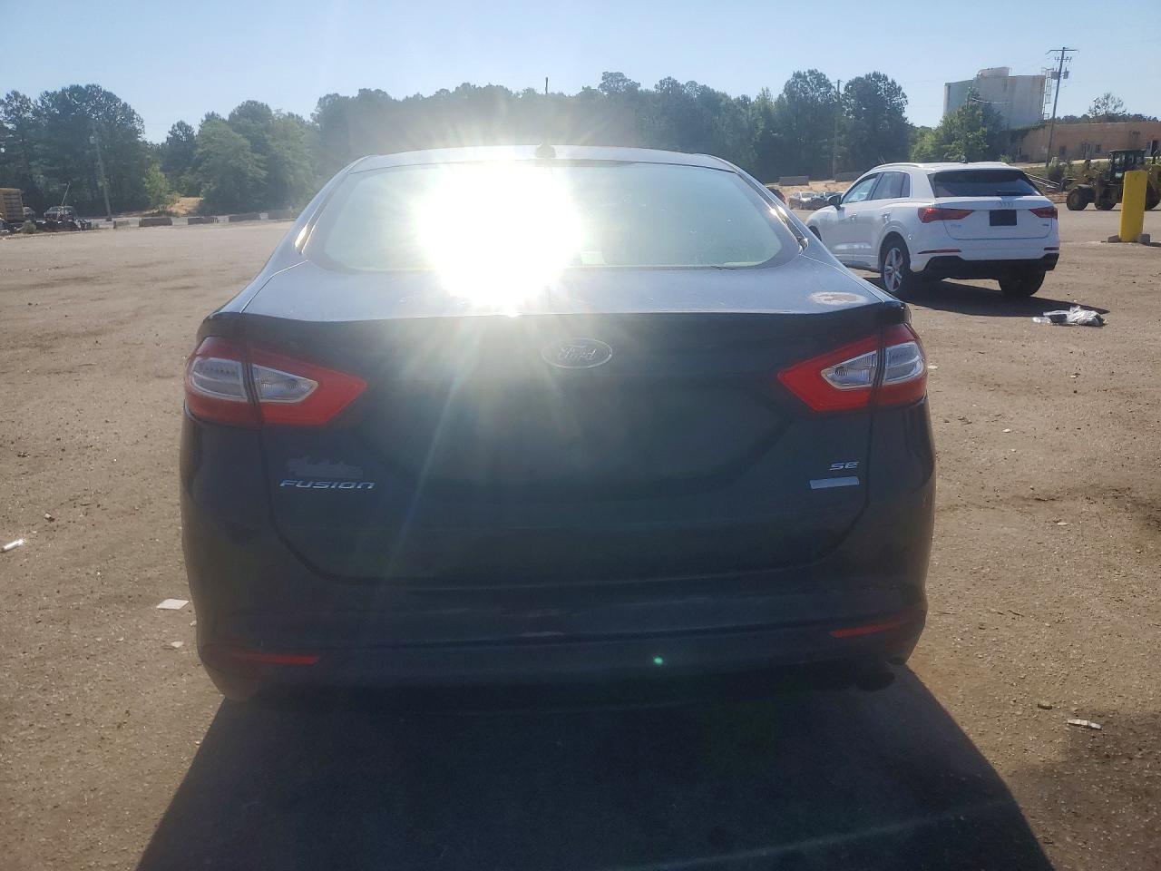 2016 FORD FUSION photo 11