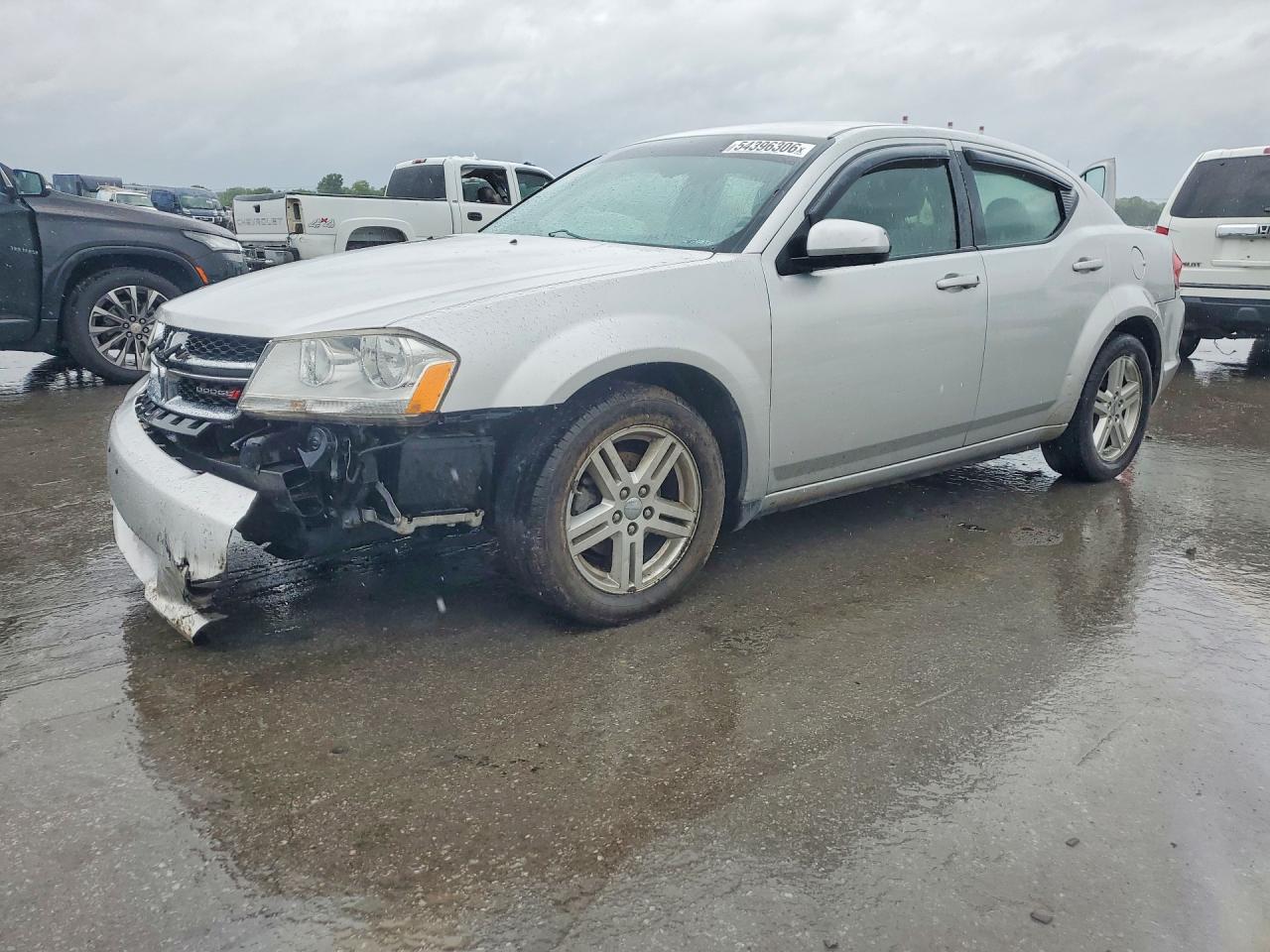 2012 DODGE AVENGER