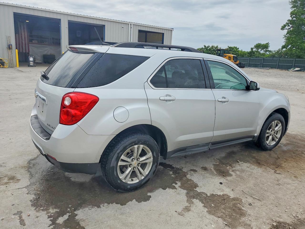 2013 CHEVROLET EQUINOX LT photo 5
