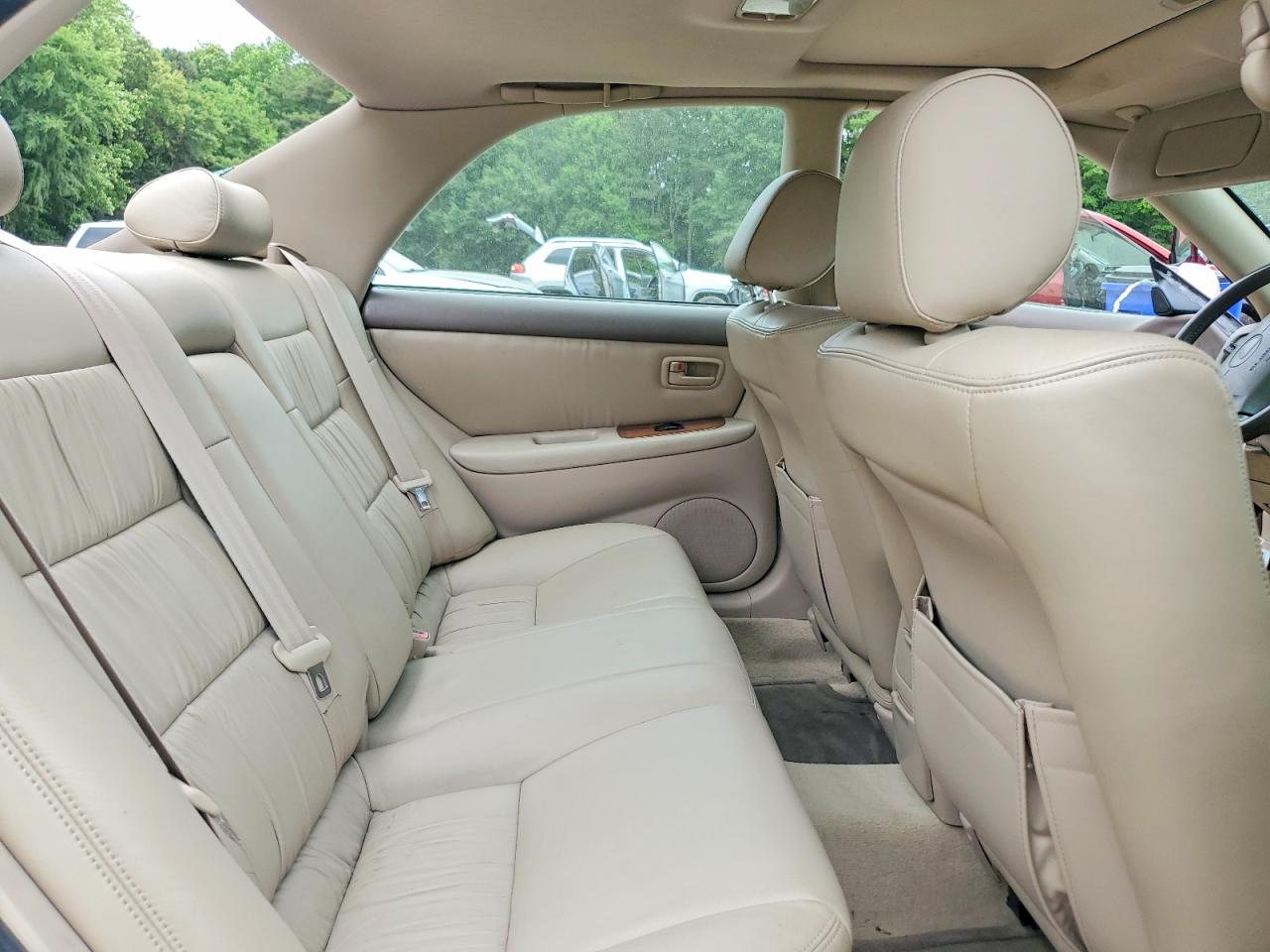 1999 LEXUS ES 300 photo 28