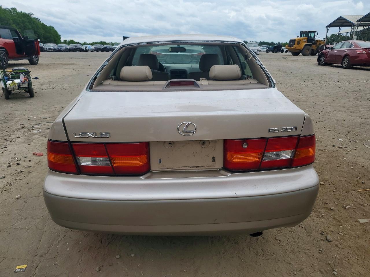 1999 LEXUS ES 300 photo 16