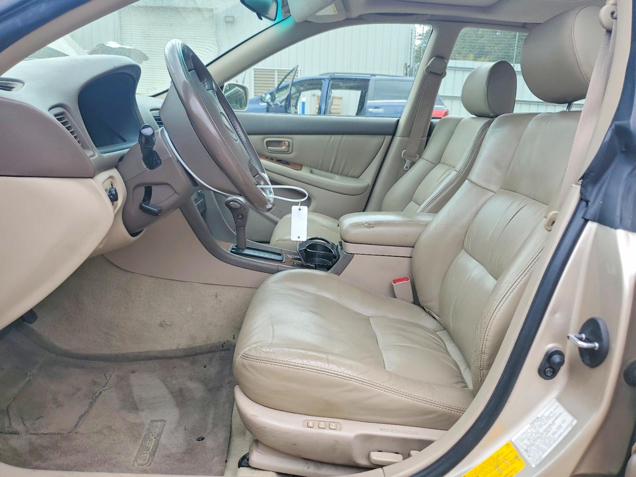 1999 LEXUS ES 300 photo 19