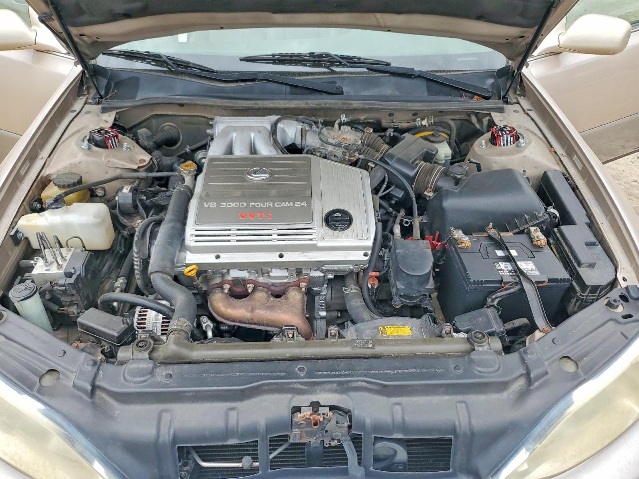 1999 LEXUS ES 300 photo 31